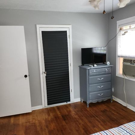 Quiet Comfort Room Near Shopping And Attractions Fayetteville Exterior photo